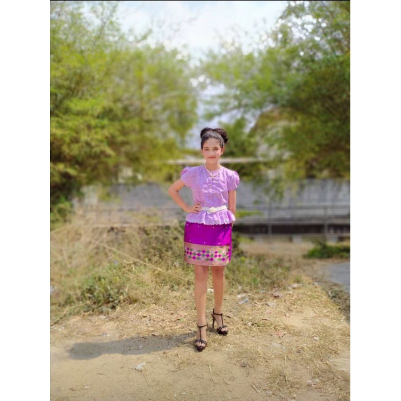 ชุดไทยเด็กผู้หญิง รุ่นภีรณีย์ผ้าทูโทน + ผ้าถุงสั้นสำเร็จรูป