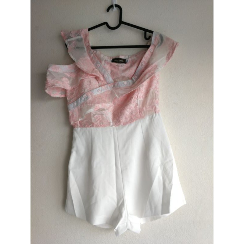 จั๊มขาสั้น VEGUS LUXURY สินค้ามือ 1