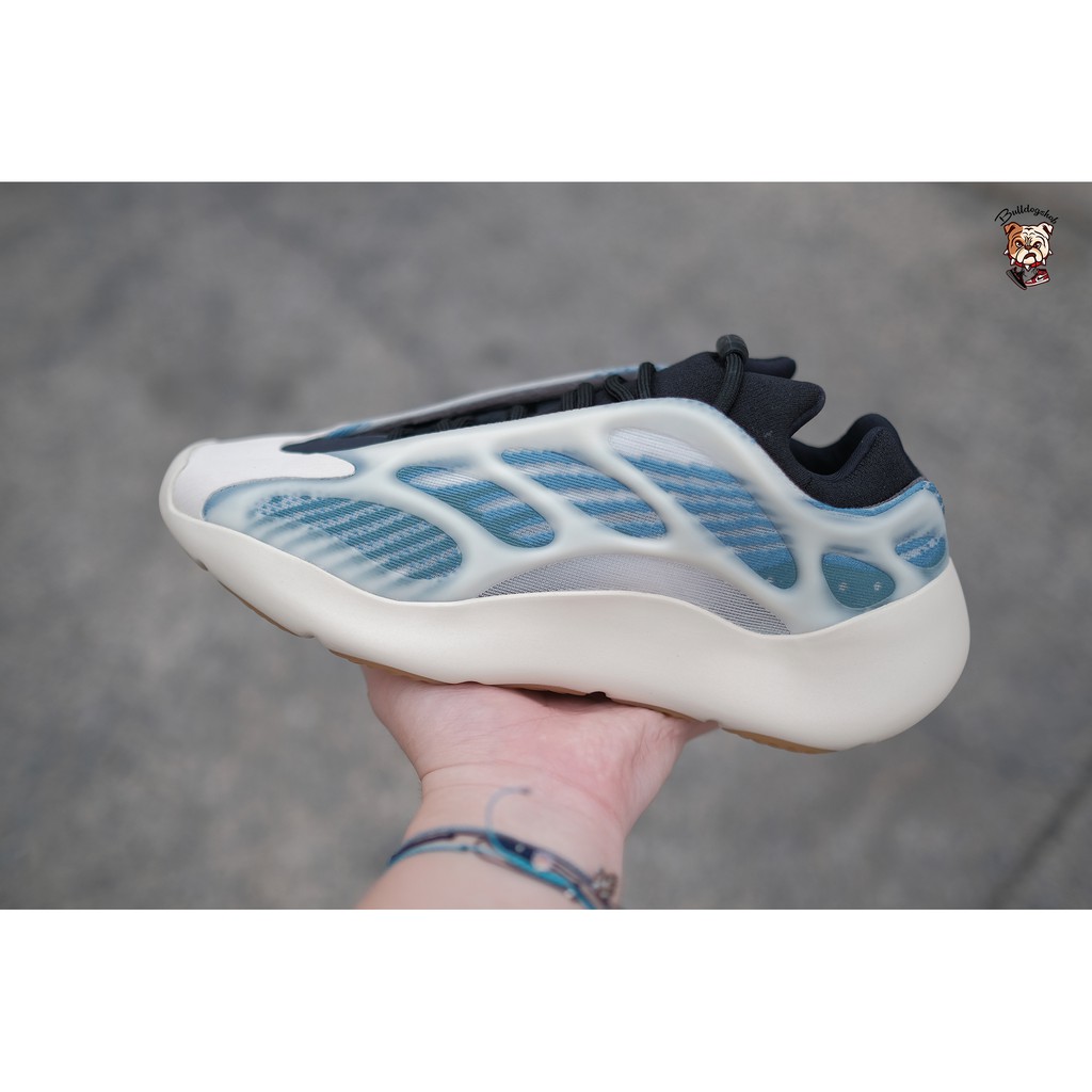 ⭐️เหลือ 6,900฿ ใช้โค้ด 1000SURPRISE⭐️ รองเท้า Adidas Yeezy 700 