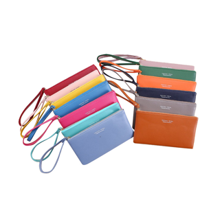 โปรโมชั่น : H329-9 กระเป๋าคล้องมือForever Youngพร้อมส่งกระเป๋าสตางค์ใบยาวผู้หญิงกระเป๋าใส่มือถือ