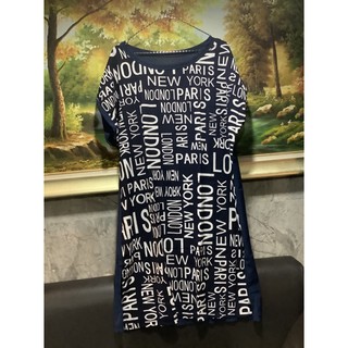 เสื้อตัวยาวกลางๆใส่สบายๆได้ทุกไซด์จ้าทุกวัยจ้าา