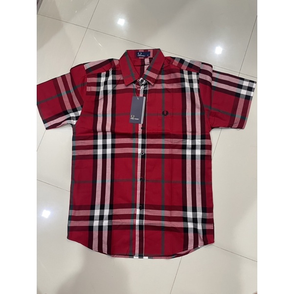 เสื้อเชิ้ตแขนสั้นลายBBลายสก็อตสีแดงสดผ้าดีมีกระเป๋าอก