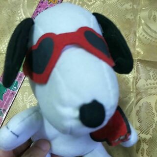 ตุ๊กตาลิขสิทธิ์ มือสอง snoopy สภาพดี 40 บาท