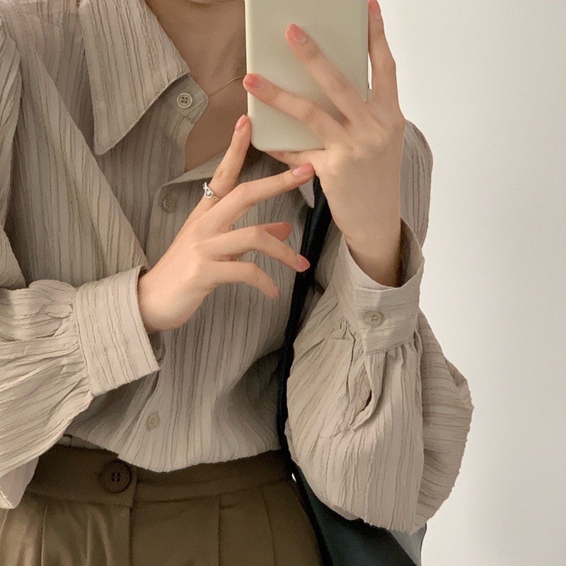 KEMEJA Latte Ha Yeon / เสื้อเชิ้ตสไตล์เกาหลี / เสื้อสีครีม