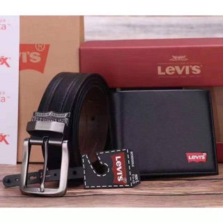 Levi’s Men’s Belt and Wallet Gift Set