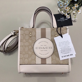 NEW COACH​ C8417   DEMPSEY TOTE 22  สี​ GOLD LIGHT KHAKI CHALK