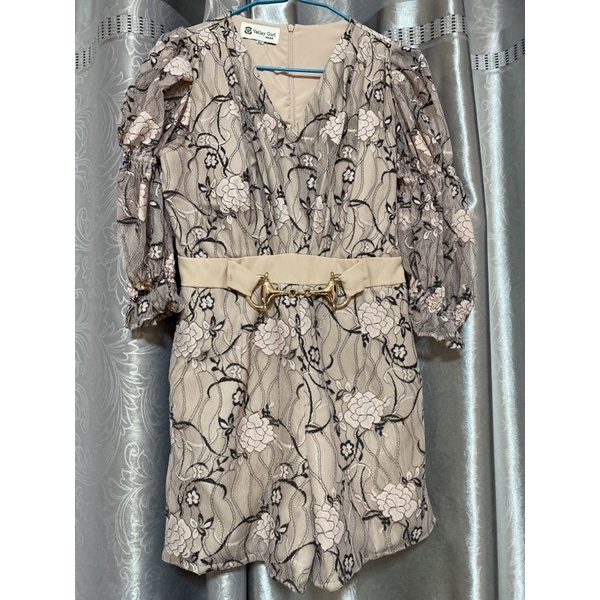 "USED ONCE" ชุดจั๊มสูท กางเกงขาสั้น ผ้าลูกไม้ Valley Girl