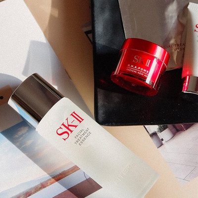 สัมผัสประสบการณ์การเดินทางของชุด sk2 ในชุดสูทท่องเที่ยว sk2 4 ชุด