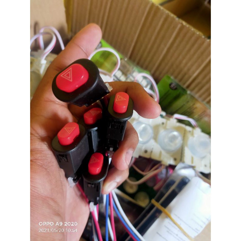 สวิตช์ปุ่ม TOMBOL HAZARD ON OFF LED MOTORCYCLE HAZARD SWITCH