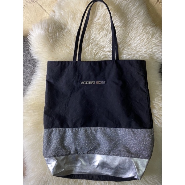 Victoria Secret Silver Tote Bag แท้