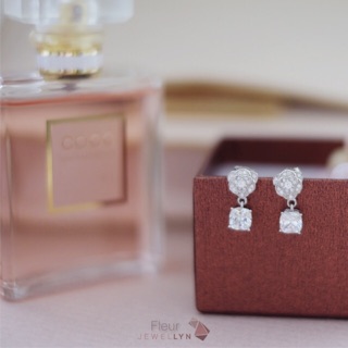 JEWELLYN Fleur Earrings  ต่างหูดอกไม้