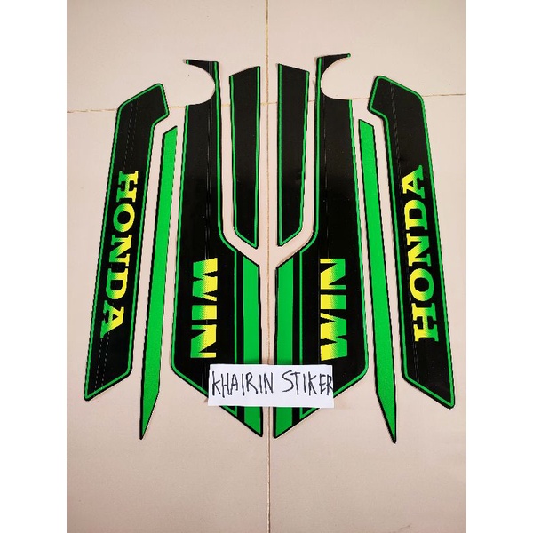 HIJAU Honda win 1984 84 สติ๊กเกอร์แถบขาวดํา