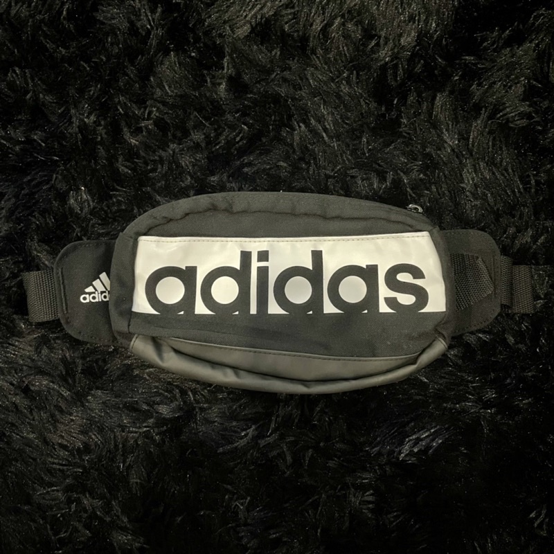 (มือสอง) adidas กระเป๋าคาดเอว กระเป๋าคาดอก สีดำ Black คาดสีขาวลาย adidas แท้💯