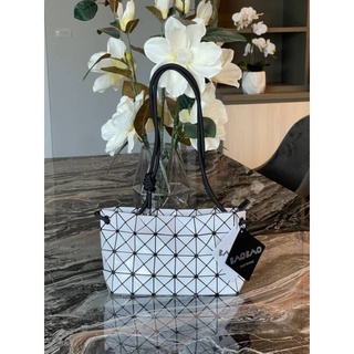 📮@1,589.-(White)🔥🔥Amazing Discount 10 % +✅(FREE EMS)✅🔥🔥💯Baobao Issey Miyake Loop Shoulder Bag