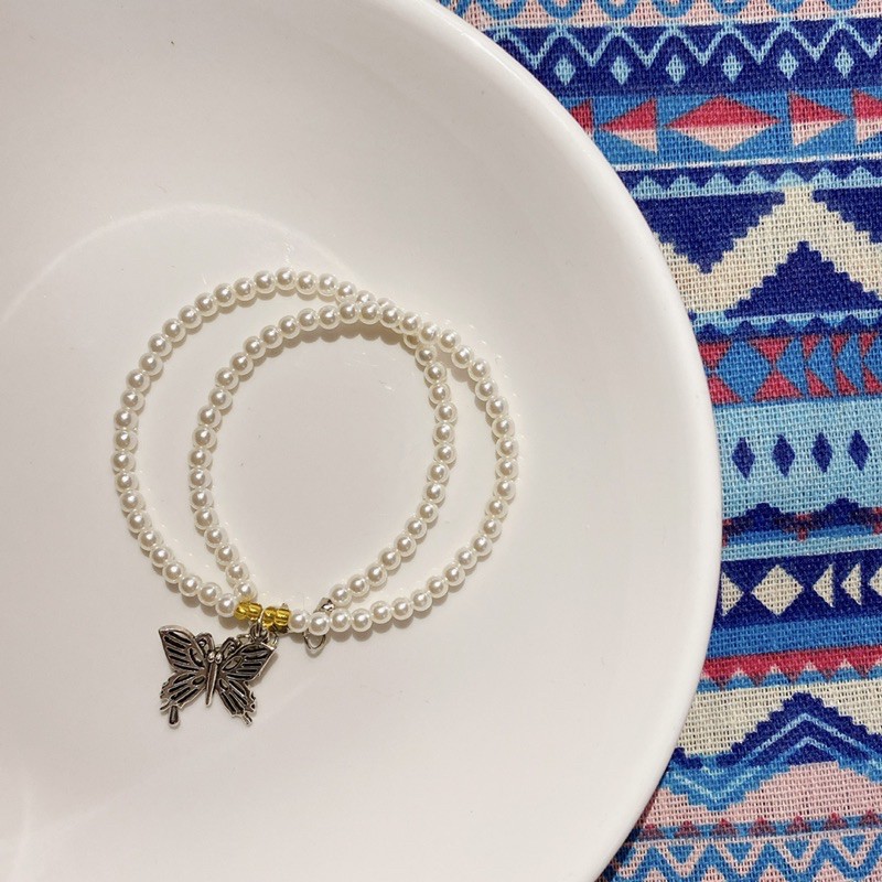 สร้อยคอเสน่ห์ผีเสื้อ /Hoyi.acrylic