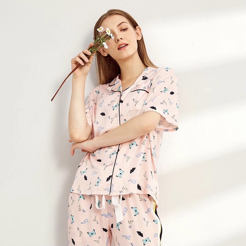 [Code: SSPUPJ ลด 100฿] ชุดนอน Silk Satin 🦋 Butterfly✨ มี 2 สี F72/F73 🦋 ชุดนอนไหมซาติน ชุดนอนแขนสั้น