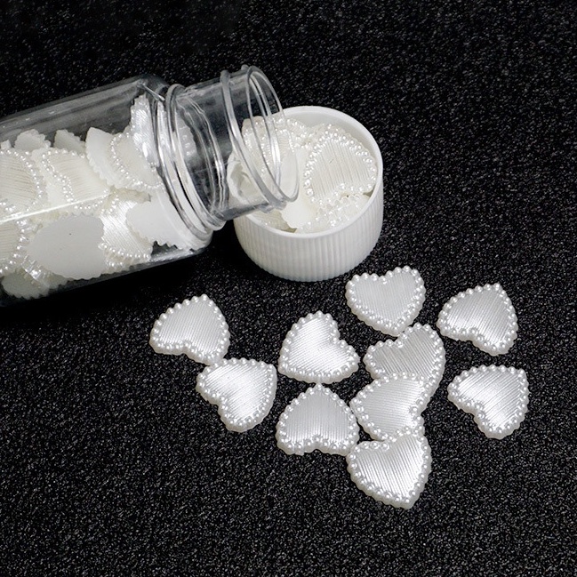 มุกประดับ [ หัวใจมีขอบ ] อุปกรณ์ตกแต่งสีไข่มุก หัวใจ มุกตกแต่งเทียม มุกตกแต่ง DIY