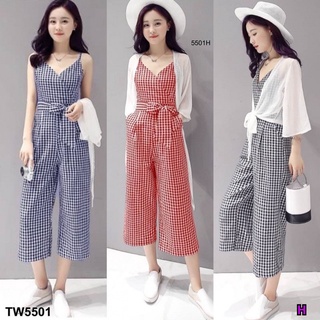 5501 Set 2 ชิ้น จั้มสูทขายาว+เสื้อคลุม Set of 2 pieces. Long jumpsuit + coat.