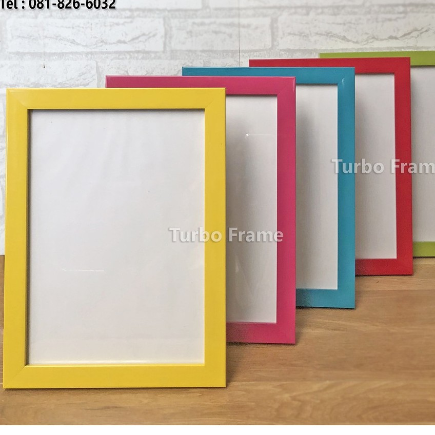 กรอบรูปตกแต่งบ้าน(ขอบ 1 นิ้ว) ขนาดภาพ 10x12”, A4 , 8x12" , 8x10" , A5 และ  6x8 นิ้ว มีสีสรรสวยๆ พร้อมกระจก ขาตั้ง หูแขวน