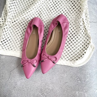 รองเท้าหนังแกะ ICONIQ รุ่น Lily Comfy Flat with Bow in Pink