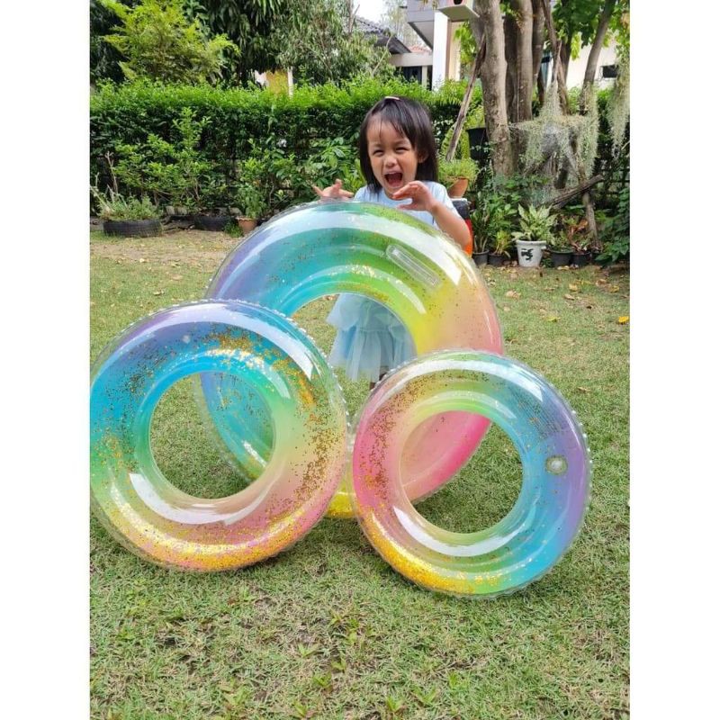 Sainteve ห่วงยางเป่าลมเรนโบว์ใส่เกล็ดกลิตเตอร์ วิ้งๆ พร้อมมือจับอย่างดี