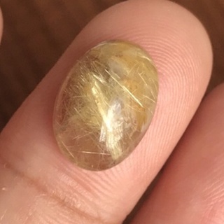 6.06 CT. พลอยไหมทอง แอฟริกาNATURAL GOLDEN RUTILLE AFRICA QUARTZ OVAL CABOCHON