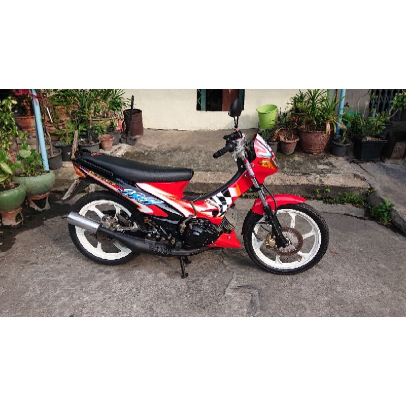 น็อตชุดสีสำหรับ​ JR120, JR-S พร้อมลูกยางรองชุดสี​ กิ๊ปน็อต