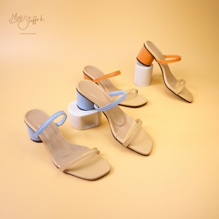 รองเท้าแฟชั่น รุ่น Two tone shoes //เช็คสต๊อคก่อนสั่งซื้อทุกครั้งนะคะ ขอบคุณค่ะ:)