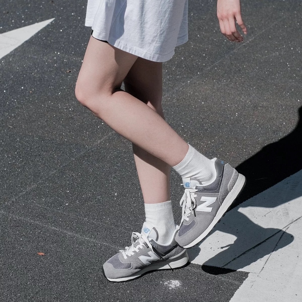 New Balance รองเท้าผ้าใบผู้ชาย 574 (3สี)