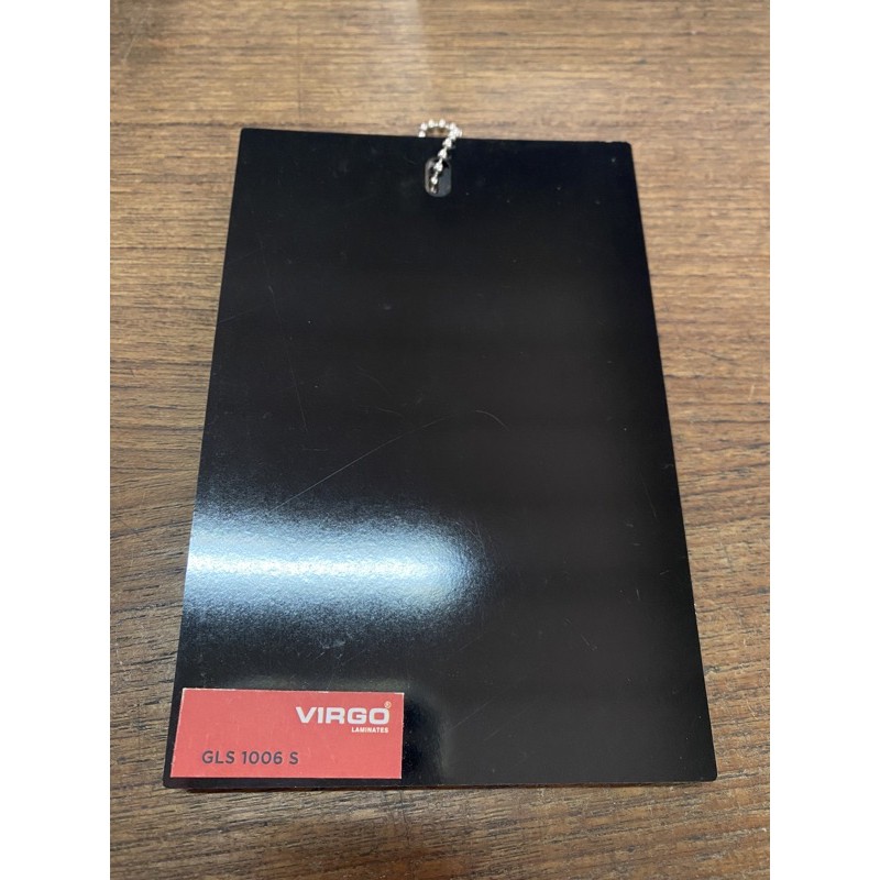 แผ่นโฟเมก้า Virgo GLS 1006 S สี ดำ ผิวเงา ขนาด 80 x 120 ซม หนา 0.6 มม