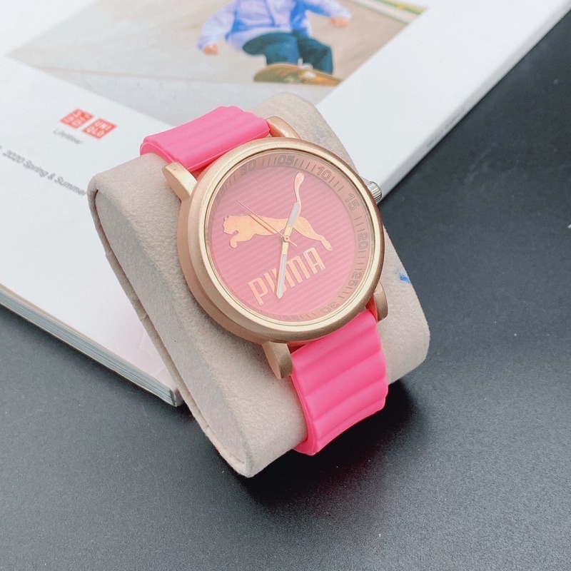 นาฬิกาข้อมือแฟชั่น ยี่ห้อหรู adidas สายยาง ระบบควอทช์ หน้าปัดขอบทอง มีให้เลือกหลายสี ขนาด 40มม. สวมใ