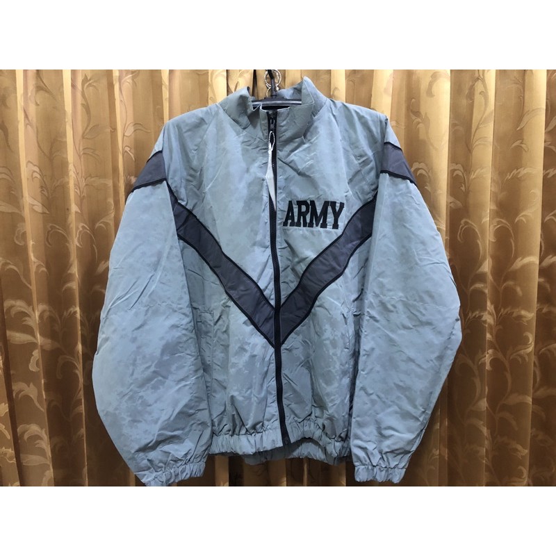 เสื้อแจ็คเก็ต US Army IPFU Physical Fitness Jacket Grey/Black Reflective Camo