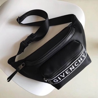 กระเป๋าสะพายคาดอก จีวองเช่ Belt Bag Hiend 1:1