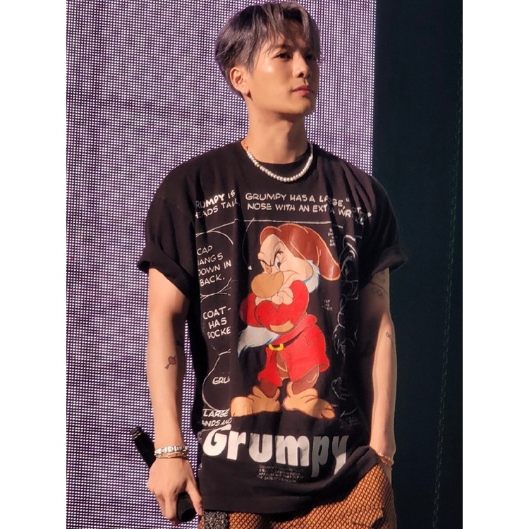 พร้อมส่ง เสื้อ Jackson wang พิมพ์ลาย Seven Dwarfs