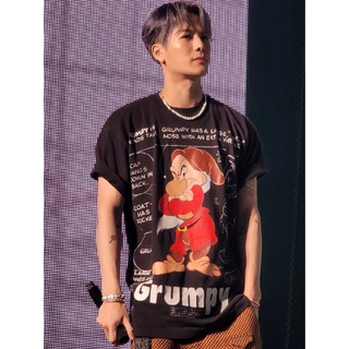 Pre เสื้อ Jackson wang พิมพ์ลาย Seven Dwarfs