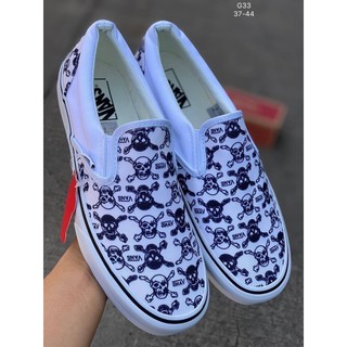 รองเท้า Vans สลิป-ออน