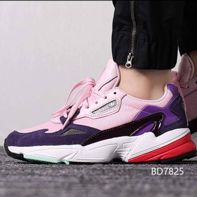 adidas falcon bd7825