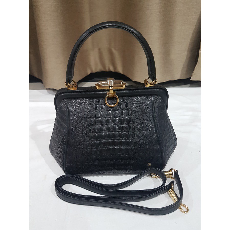 กระเป๋า BALLY International มือสองแท้สภาพ 90%