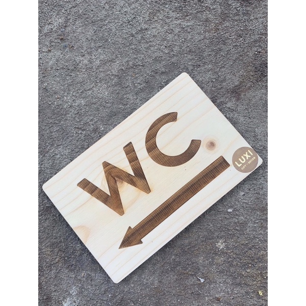 HCM HCM HCM | ป้าย WC ติดประตูห้องน้ํา ป้าย WC มีลูกศรทิศทาง - LUXI DECOR HCM