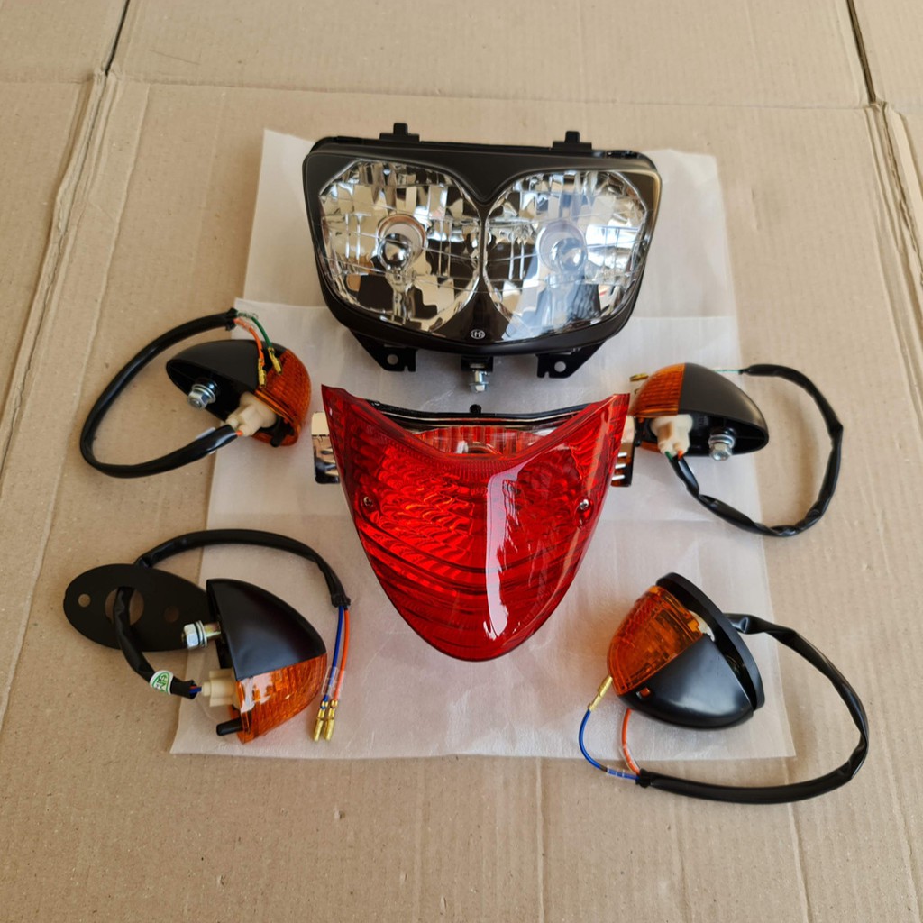 ชุดไฟหน้า ไฟท้าย Ls 125 new ตาเพชร ไฟเลี้ยวหน้า ไฟเลี้ยวหลัง Ls 125 ตัวใหม่