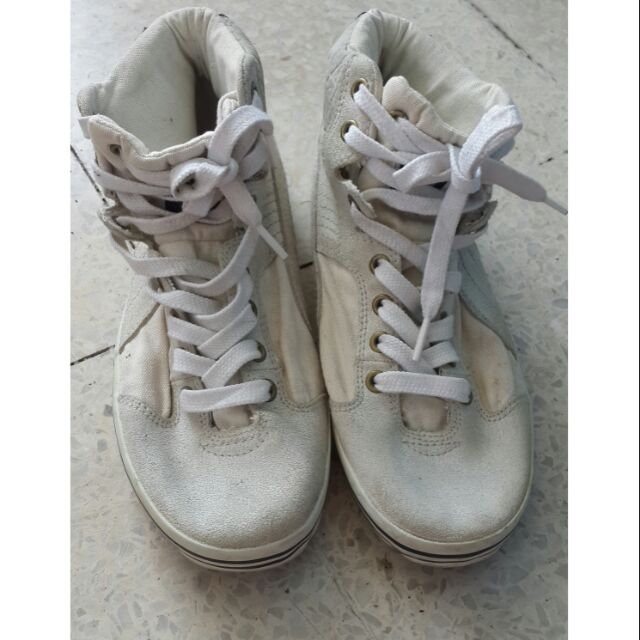 รองเท้า puma