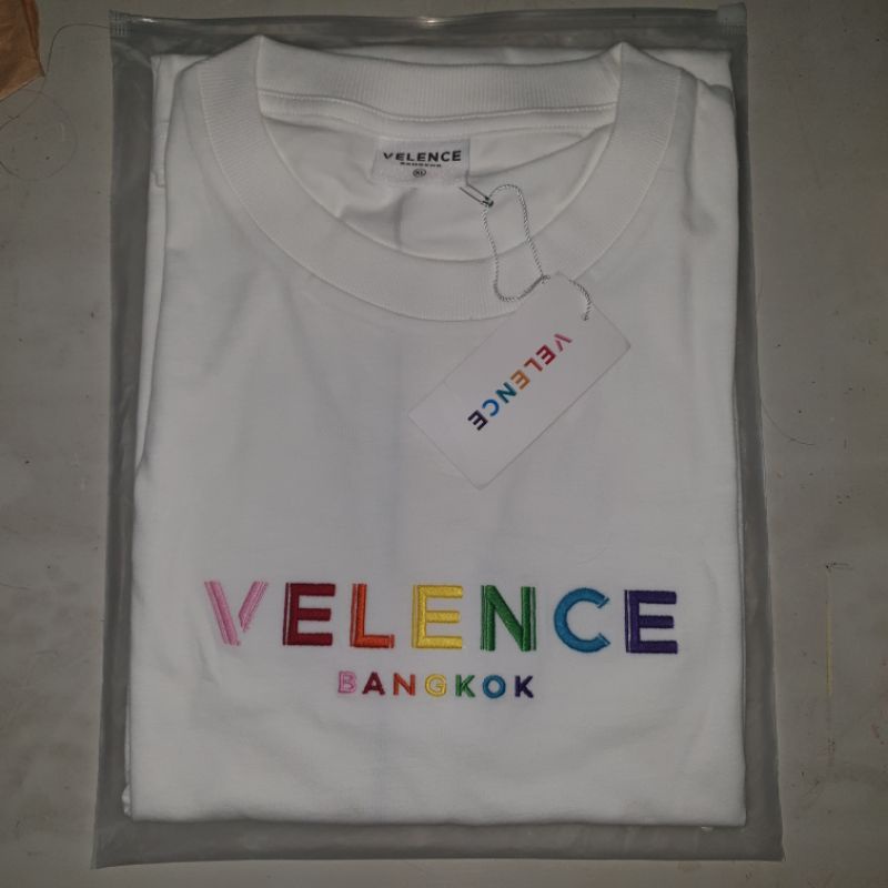 เสื้อยืด velence bangkok Live in color white Size XL official win metaven collection velence win met