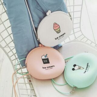 พร้อมส่งสีเขียวมิ้น The silicone bag