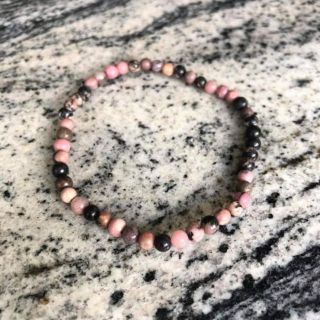 Rhodonite 4mm (No.194)