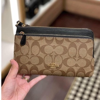 พร้อมส่ง แท้ 🇺🇸💯% New Coach คล้องมือ 2 ซิป L DOUBLE ZIP WALLET IN SIGNATURE CANVAS (COACH C5576) GOLD/KHAKI/BLACK