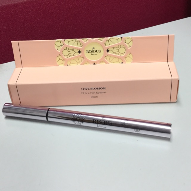 Bisous Bisous Love Blossom 72 Hrs. Pen Eyeliner Black