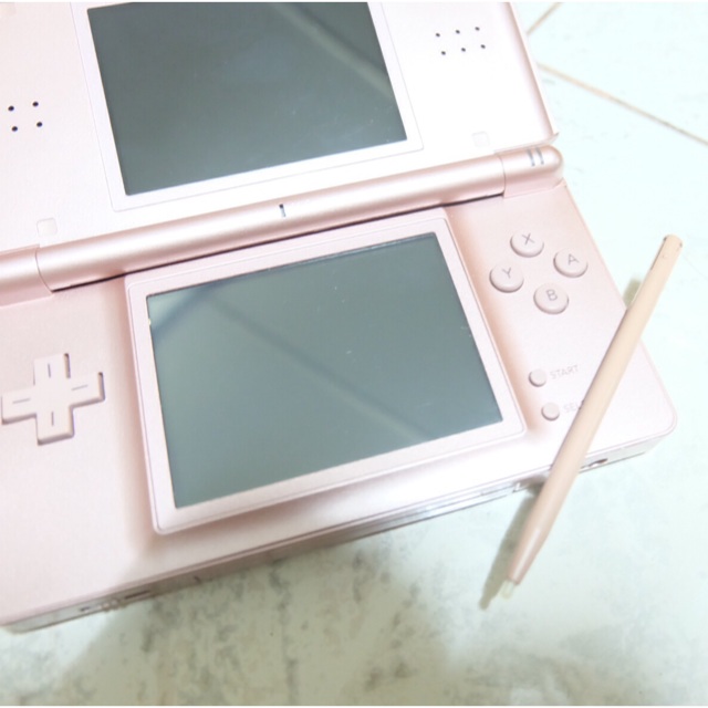 Nintendo DS Game (rosegold)