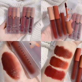 Q.45 ลิปเซท 3 แท่ง 3 สี เนื้อกำมะหยี่ ครีมมี่ นุ่มละมุนปาก สีชัด ติดทน Fluffy Lip Glaze เซท 3 แท่ง 3 สี Q.45