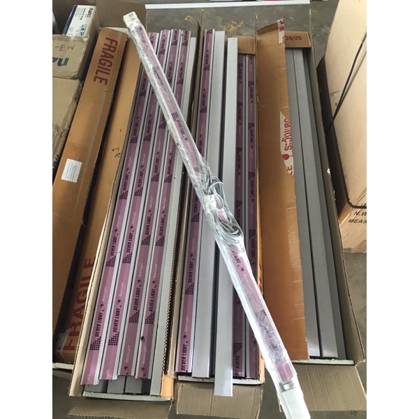 หลอดไฟล่อแมลงสีฟ้าน้ำทะเล หลอดแบล็คไลท์ สีน้ำทะเล T8 หลอดยาว ราคา ถูกที่สุด ดีลบีเคเค แกลเลอรีภาพที่ 3