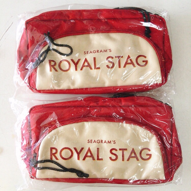 กระเป๋าคาดอก คาดเอว royal stag สายปรับได้ ซิปรูดลื่น